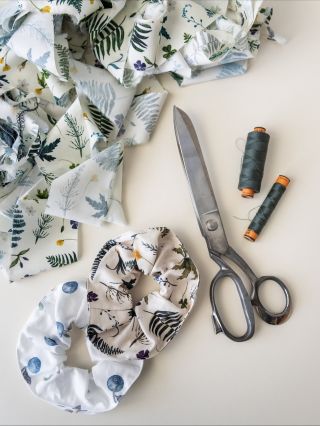 🌿 Velký týden malých firem ❤️ Každý máme svůj oblíbený krámek na rohu. Místní švadlenku, která spraví, co by jinak...