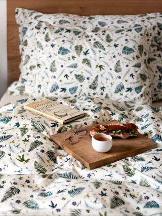 Měsíc do Vánoc! 🎄 Tak ať je plný klidu a pohody. Užijte si misto nákupů raději zasněžené procházky a čas s nejbližšími...